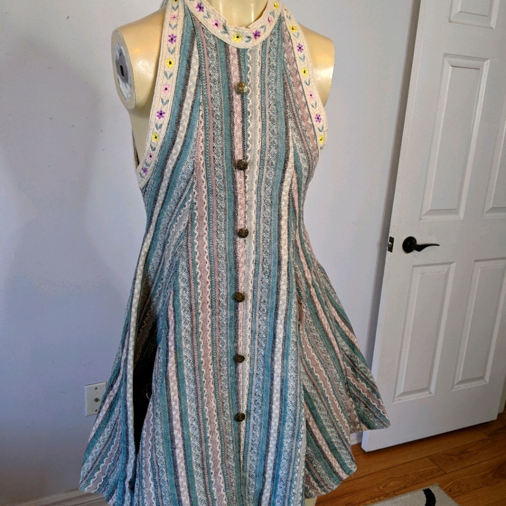 Vintage boho button embroidered dress